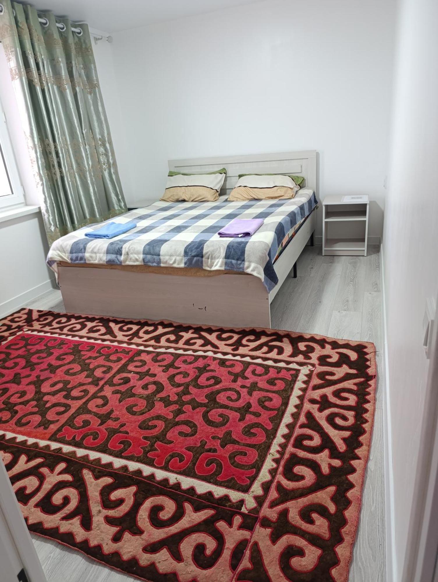 Center Guesthouse Kochkor Exterior photo